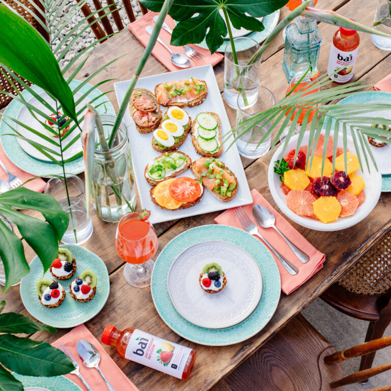 Bai Sao Paulo Strawberry Lemonade and avocado toast