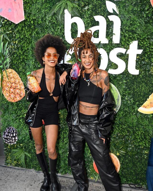 We love a @cocoandbreezy moment 🎧✨

Shoutout to @cocoandbreezy for bringing the ✨vibes at our recent Bai Boost event. #baiboost #itswonderwater